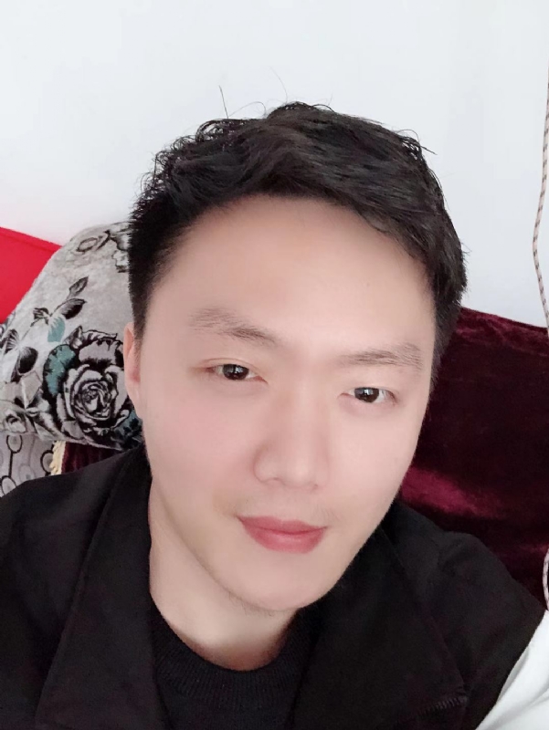 执迷的鲸鱼的第一张照片--九江相亲服务中心