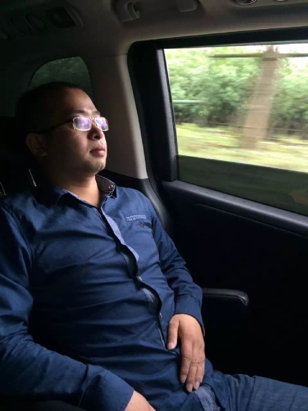 世界那么大的第三张照片--九江相亲服务中心