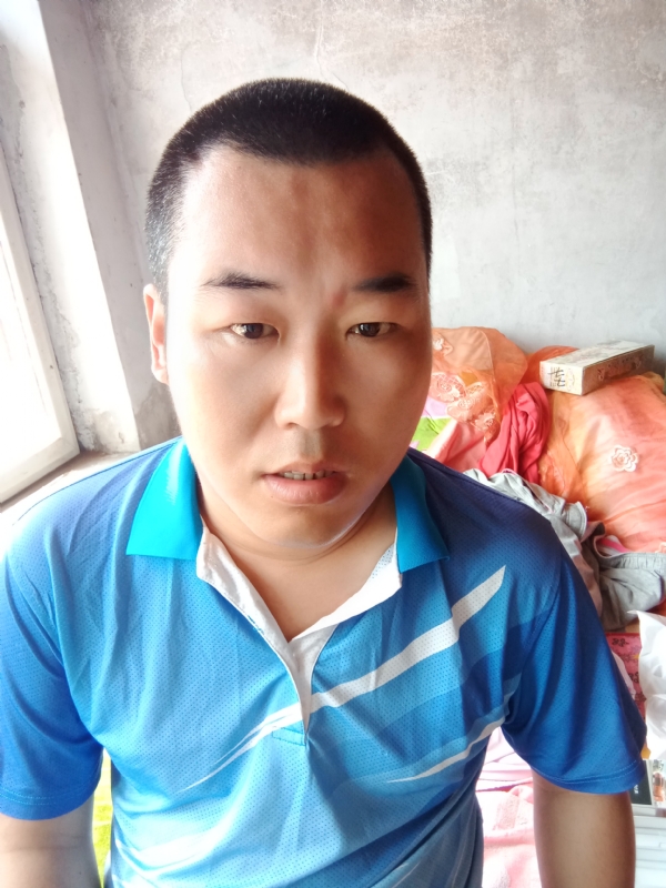 灰太狼的第一张照片--九江相亲服务中心