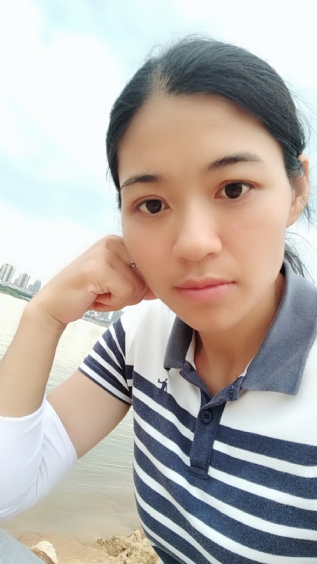 梅子的第一张照片--九江相亲服务中心