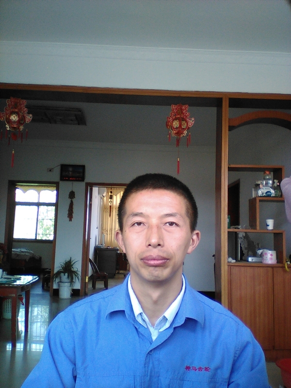 红玫瑰的第一张照片--九江相亲服务中心