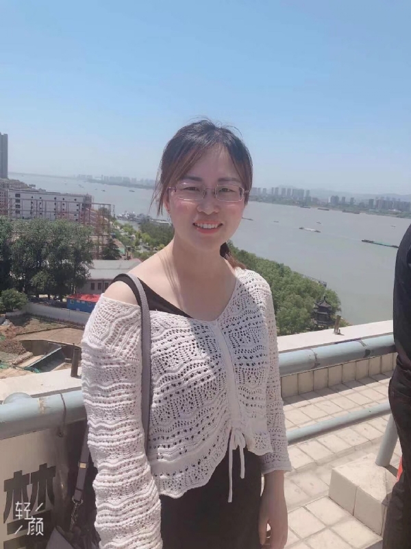 随缘的第一张照片--九江相亲服务中心