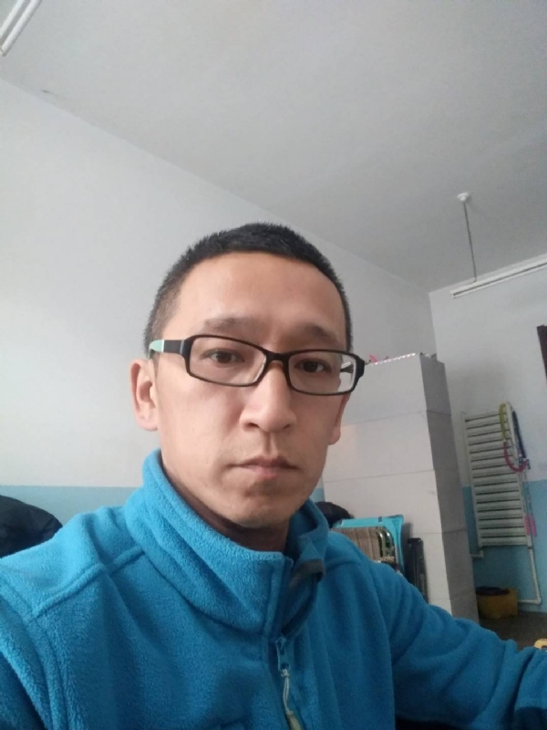 晓峰的第三张照片--九江相亲服务中心