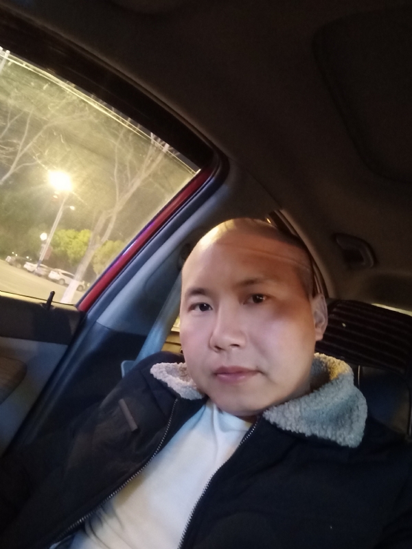 平平淡淡的第一张照片--九江相亲服务中心