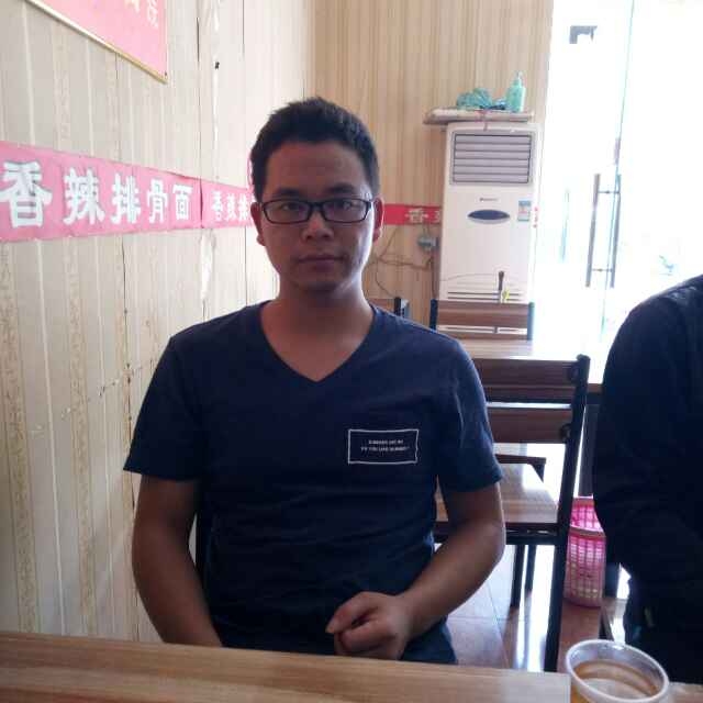 会哭的星星的第三张照片--九江相亲服务中心