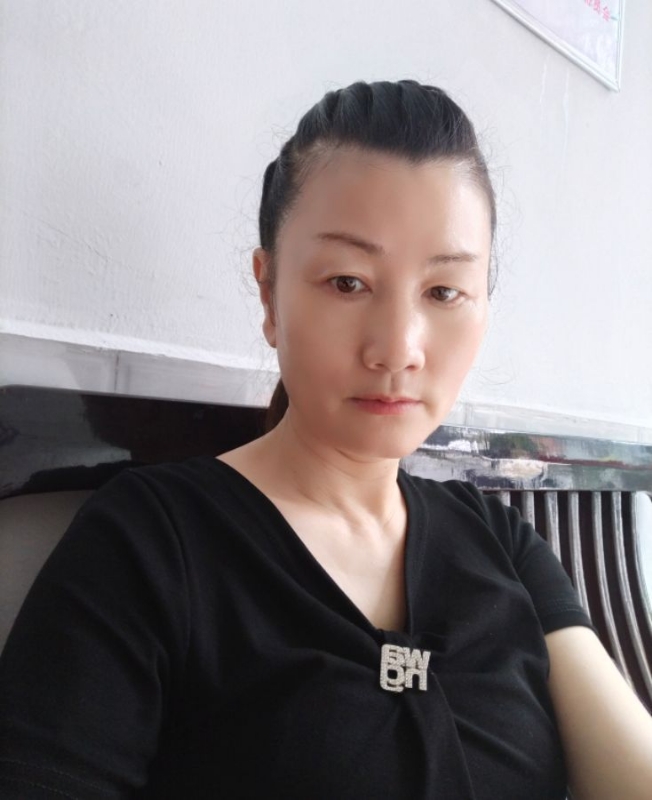 单只蝴蝶的第二张照片--九江相亲服务中心