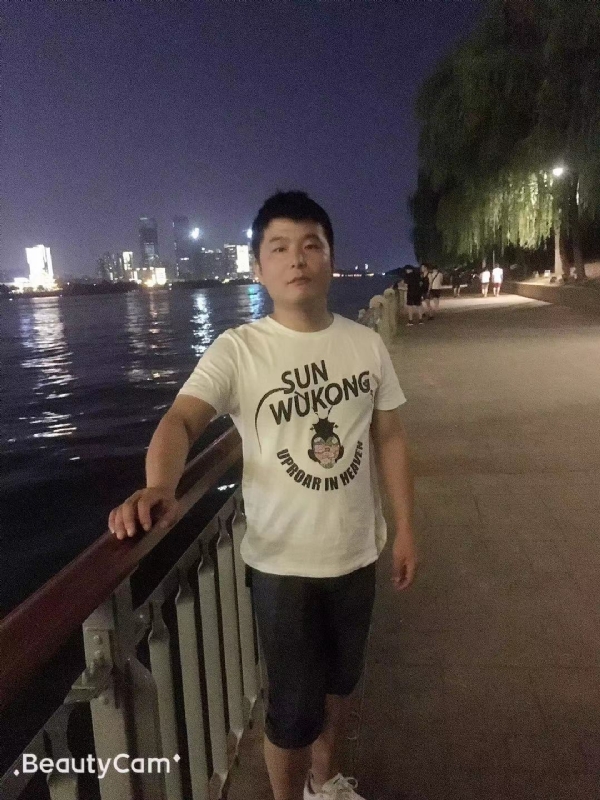 古月的第一张照片--九江相亲服务中心