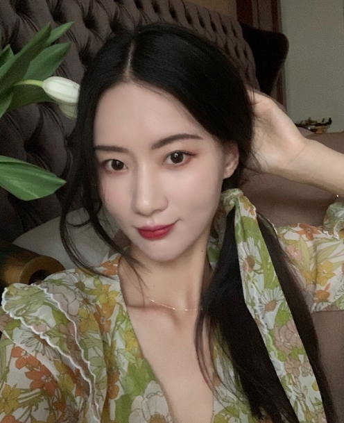 倾城的第一张照片--九江相亲服务中心