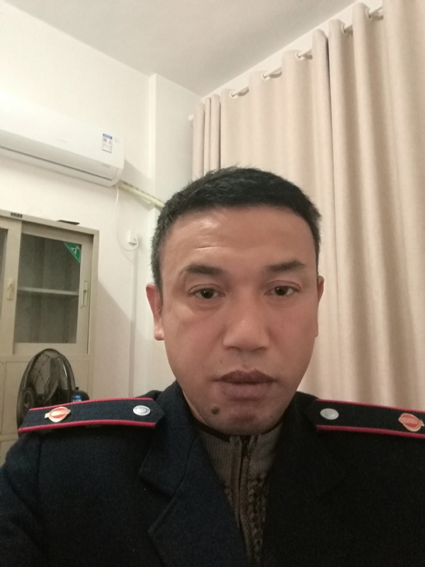 啊刘的第一张照片--九江相亲服务中心