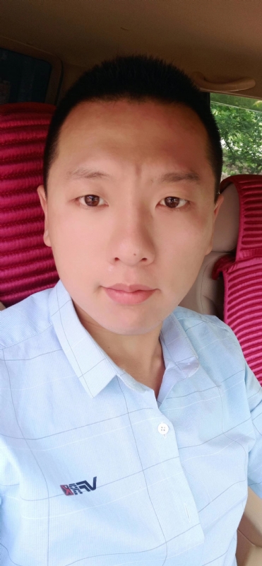 霄上的第二张照片--九江相亲服务中心