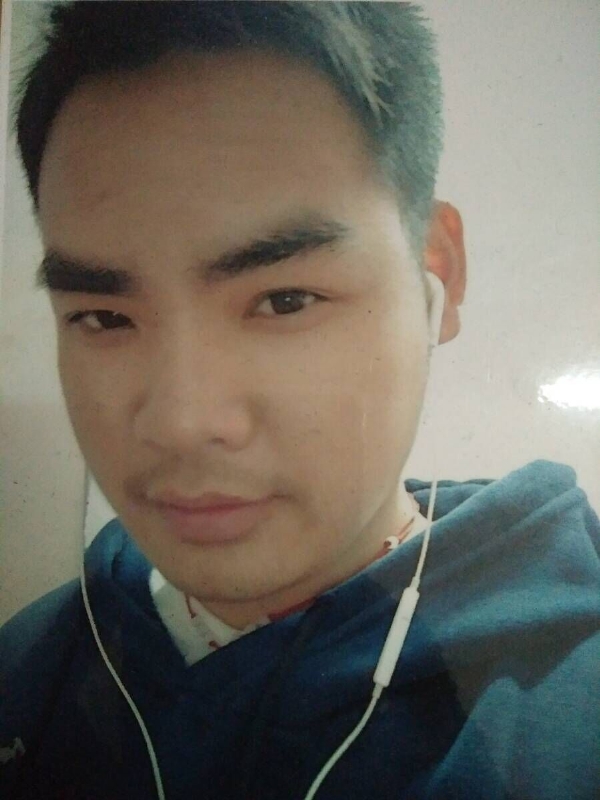 渴望爱的第一张照片--九江相亲服务中心
