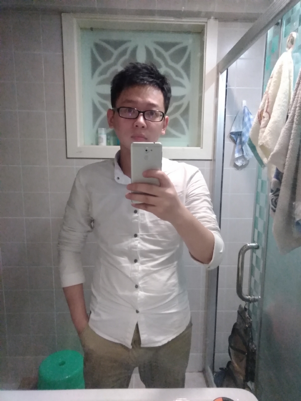 花谢魂伤的第一张照片--九江相亲服务中心