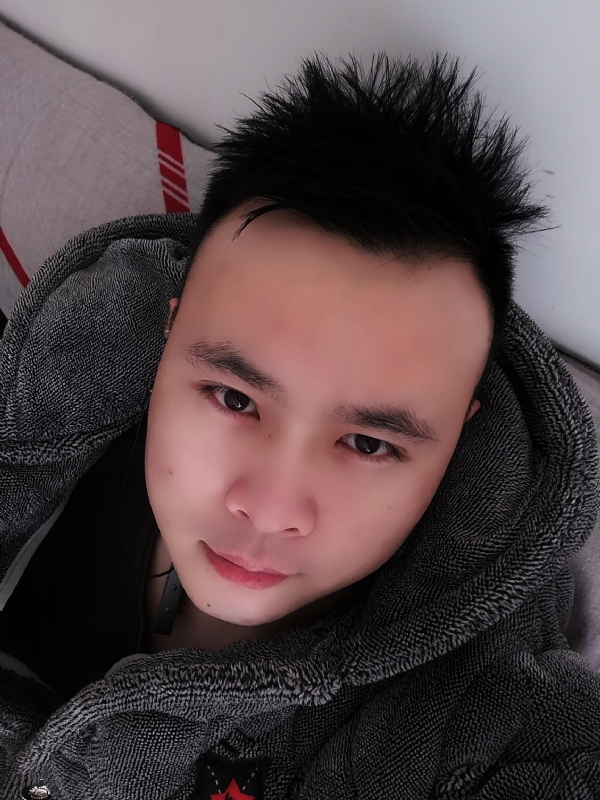 明明的第一张照片--九江相亲服务中心