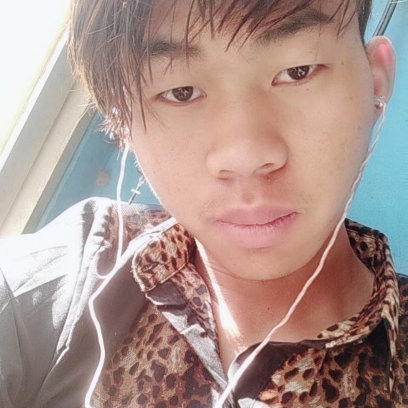 少年不在少的第三张照片--九江相亲服务中心