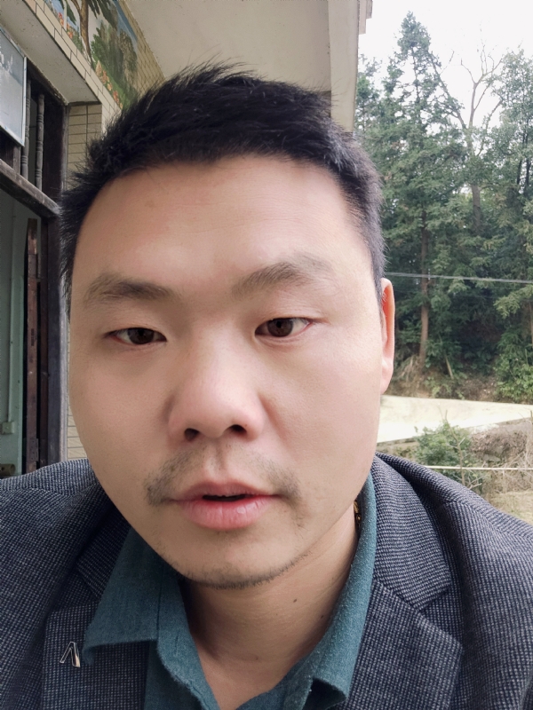 曾小焱的第一张照片--九江相亲服务中心