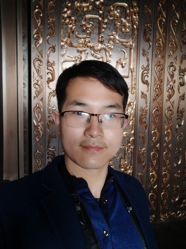 鹏鸟的第一张照片--九江相亲服务中心