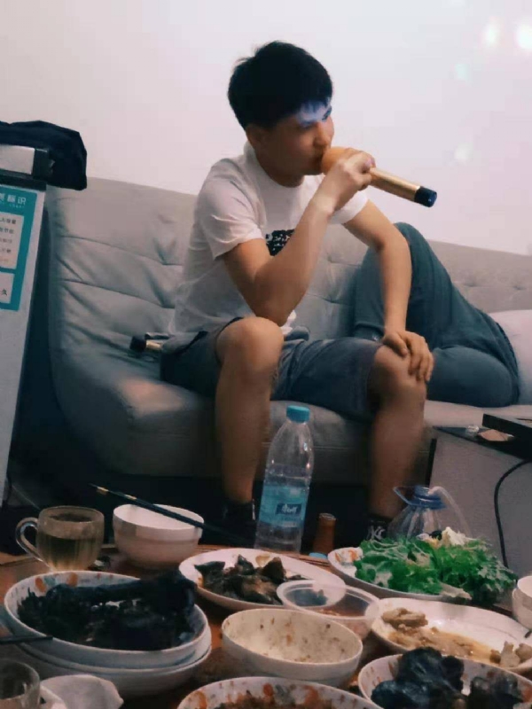 秦成龙的第一张照片--九江相亲服务中心