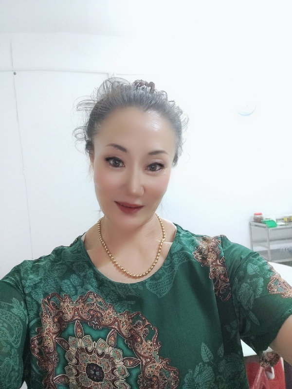 燕子的第二张照片--九江相亲服务中心