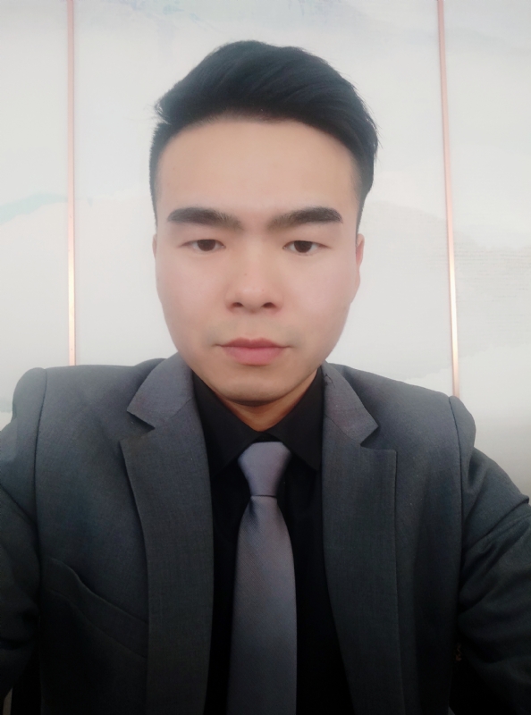 穿西装的鲨鱼的第一张照片--九江相亲服务中心