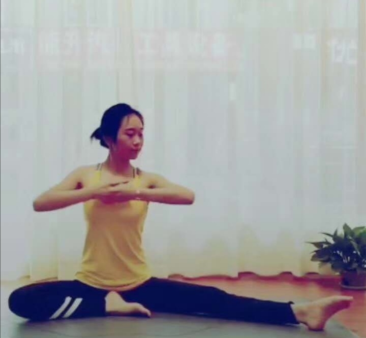 静静子的第一张照片--九江相亲服务中心