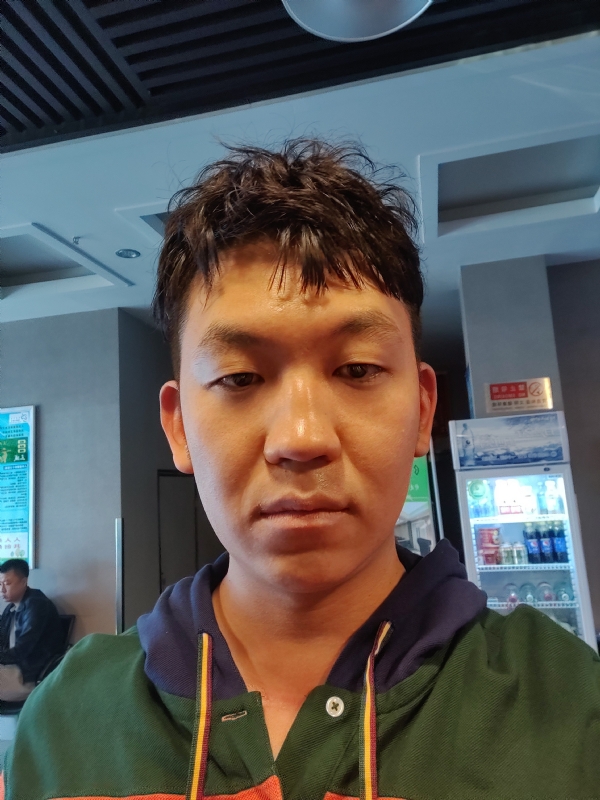 文哈哈的第一张照片--九江相亲服务中心