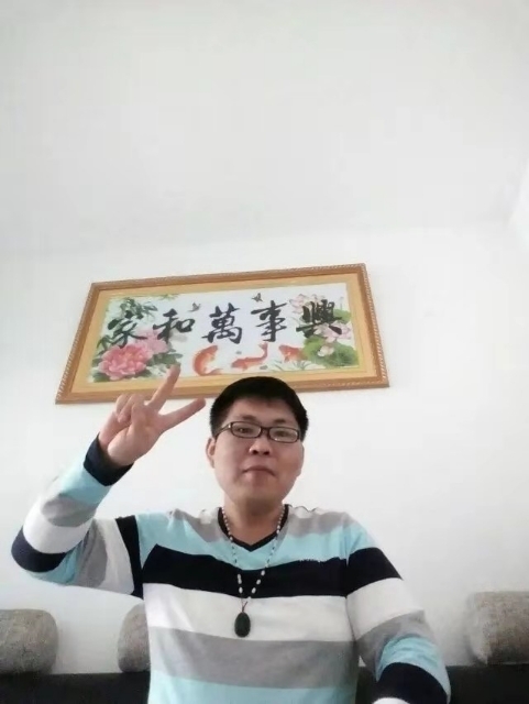 快乐就好的第一张照片--九江相亲服务中心