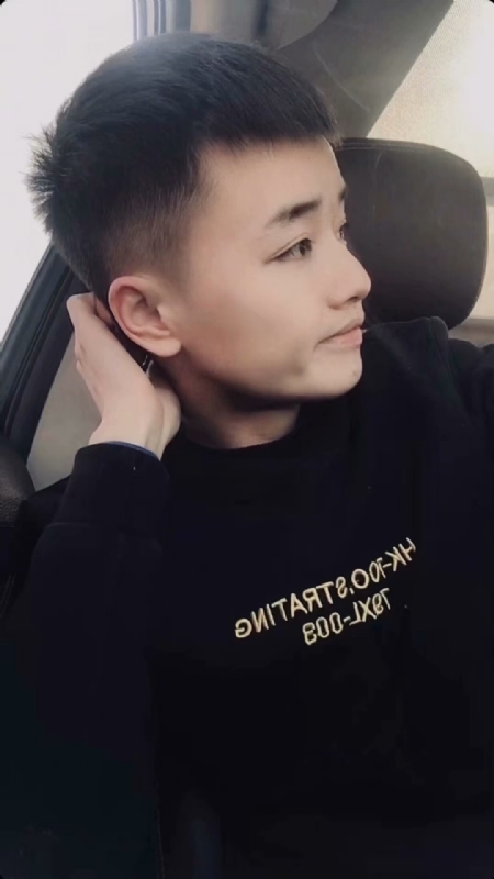 锁洋的第一张照片--九江相亲服务中心