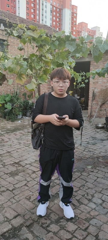 辛禹的第二张照片--九江相亲服务中心