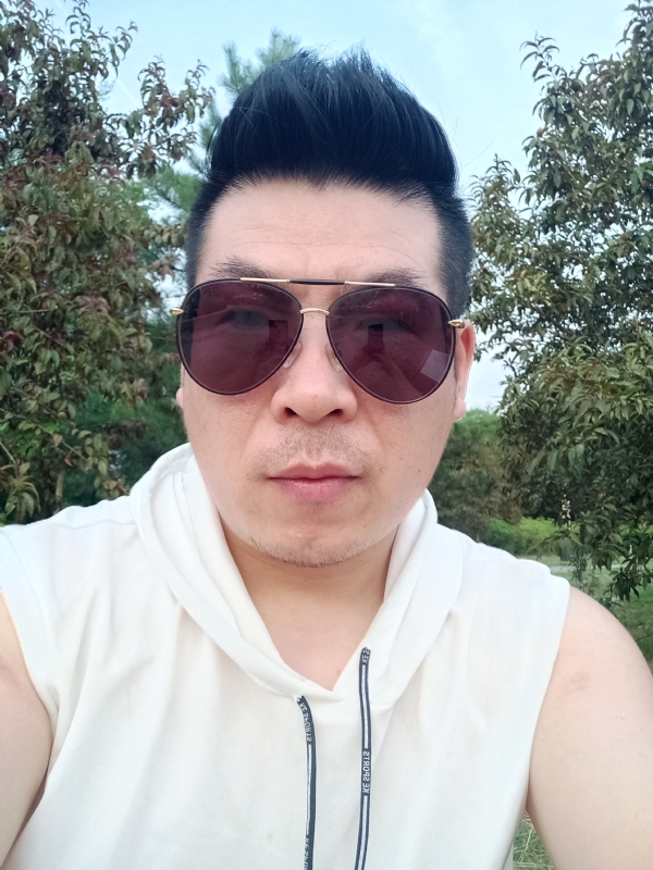 等风来的第二张照片--九江相亲服务中心