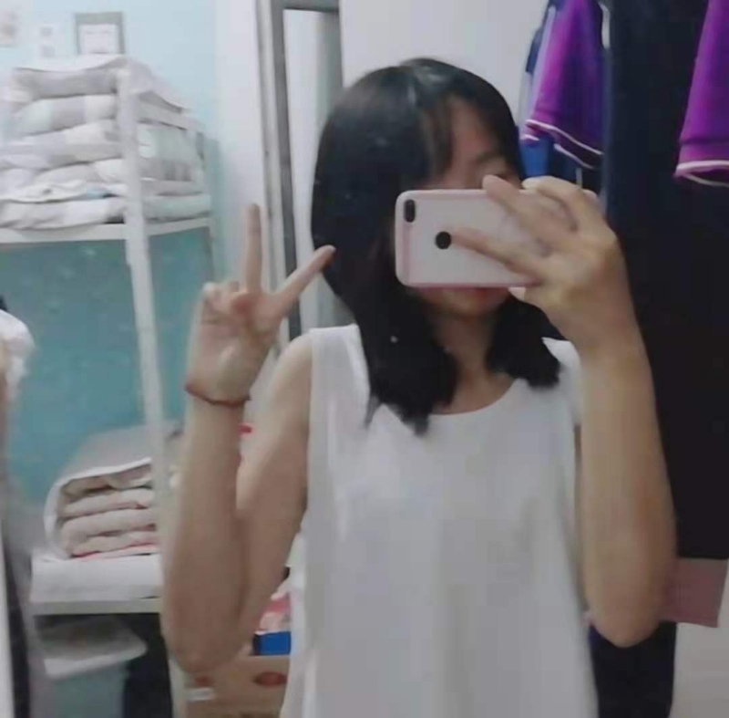 满佳茹的第一张照片--九江相亲服务中心