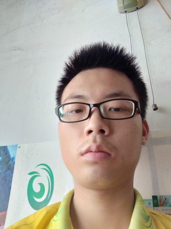舒荷的第一张照片--九江相亲服务中心