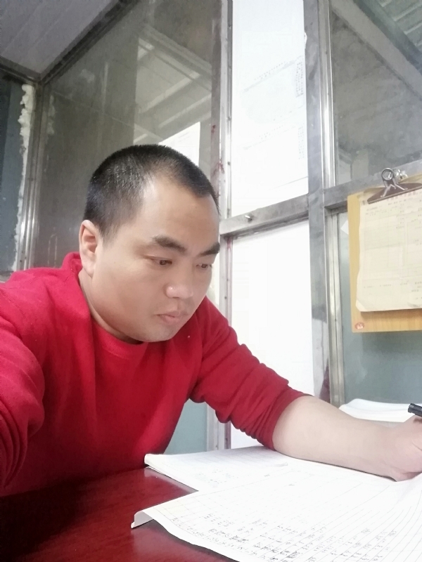 小吴的第一张照片--九江相亲服务中心