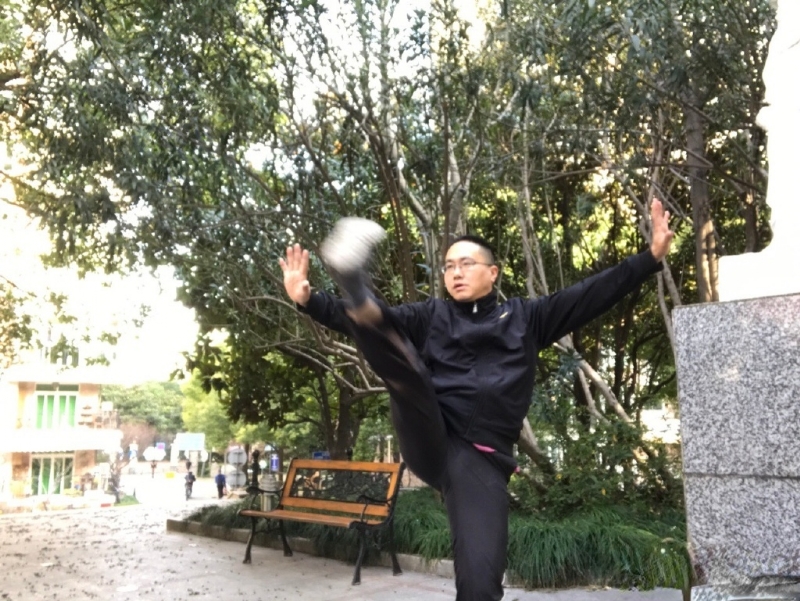 自故深情好受伤的第三张照片--九江相亲服务中心