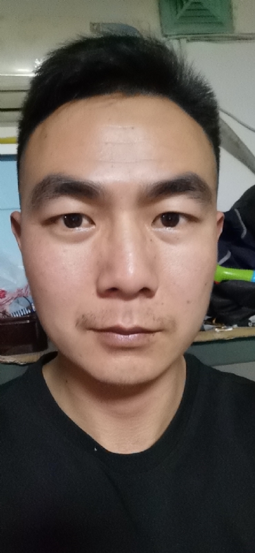 朴实无华的第一张照片--九江相亲服务中心