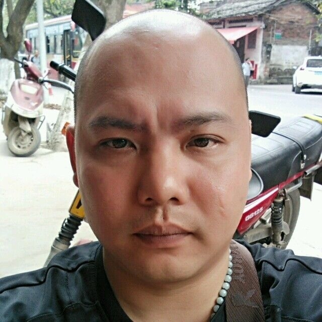 开心就好的第一张照片--九江相亲服务中心