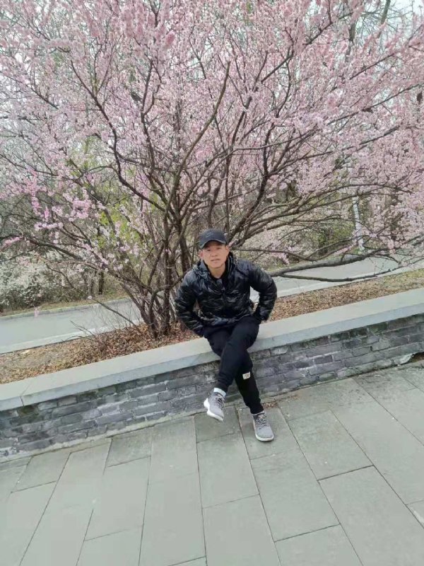 寻找幸福的第一张照片--九江相亲服务中心