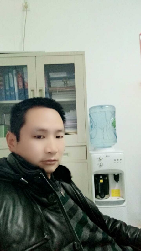 蓝色棒棒糖的第一张照片--九江相亲服务中心