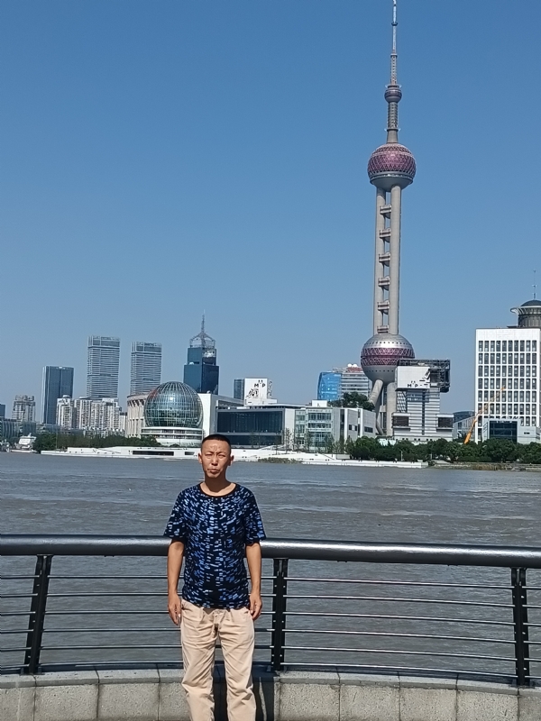 伪装浪漫的第一张照片--九江相亲服务中心