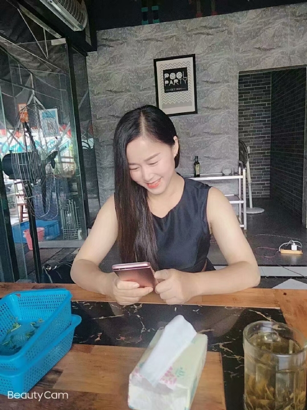 如不坚强弱给谁看的第一张照片--九江相亲服务中心