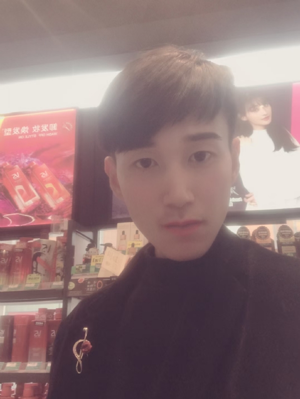 唯美的爱情故事的第一张照片--九江相亲服务中心