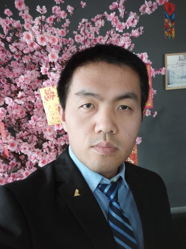 我就是个翻译的第二张照片--九江相亲服务中心