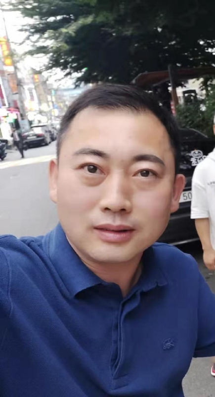 李龙的第一张照片--九江相亲服务中心