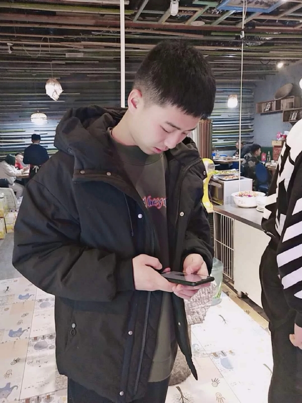 小赵的第一张照片--九江相亲服务中心