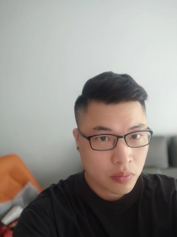 Vincent的第一张照片--九江相亲服务中心