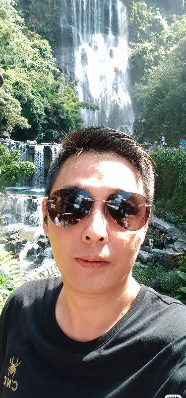 小小帅哥的第一张照片--九江相亲服务中心
