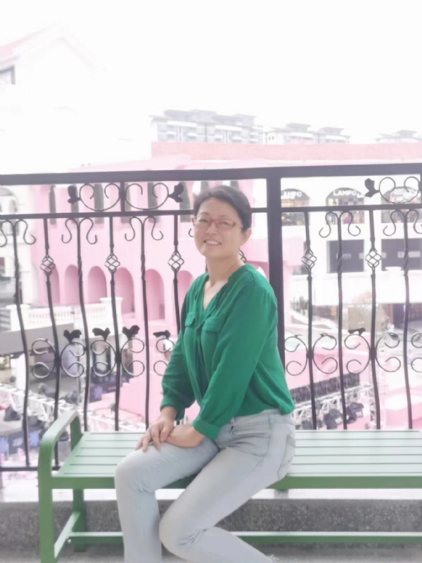 丽华的第四张照片--九江相亲服务中心