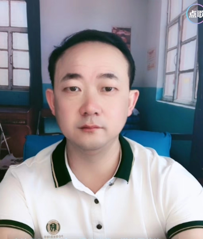 成秀才的第一张照片--九江相亲服务中心