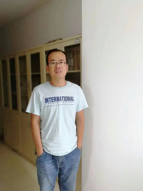 黄土麦田的第一张照片--九江相亲服务中心