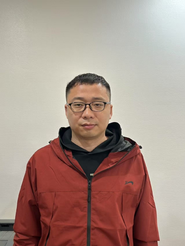 小石头的第一张照片--九江相亲服务中心