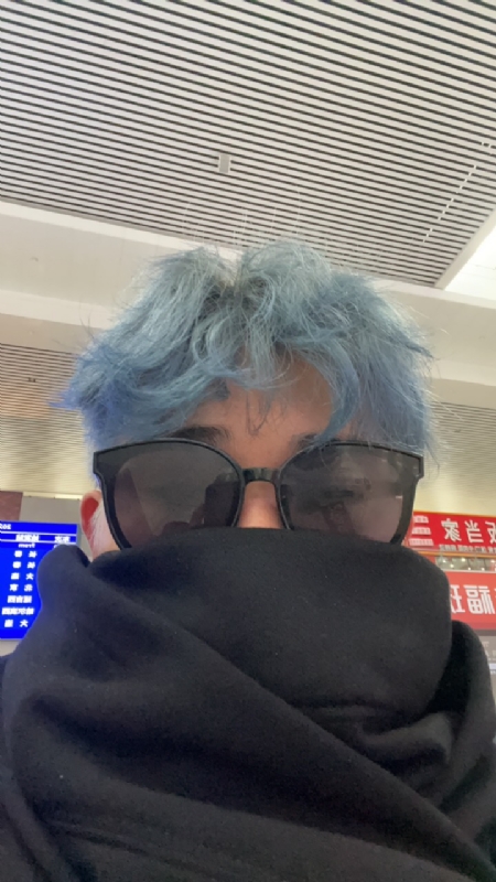 平行线的第二张照片--九江相亲服务中心